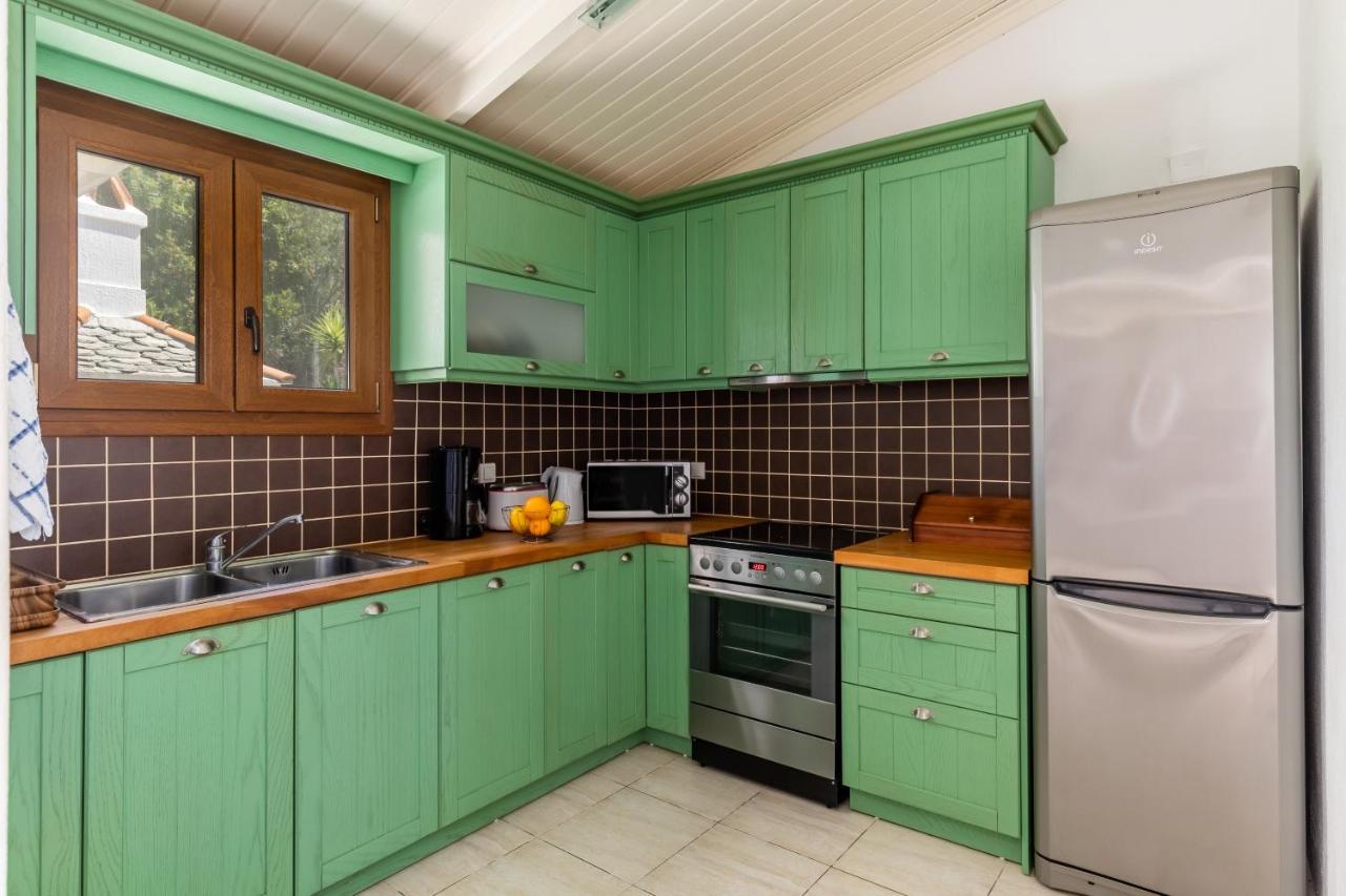 Villa Fotini Kalivi In Raches Panormos  Eksteriør billede