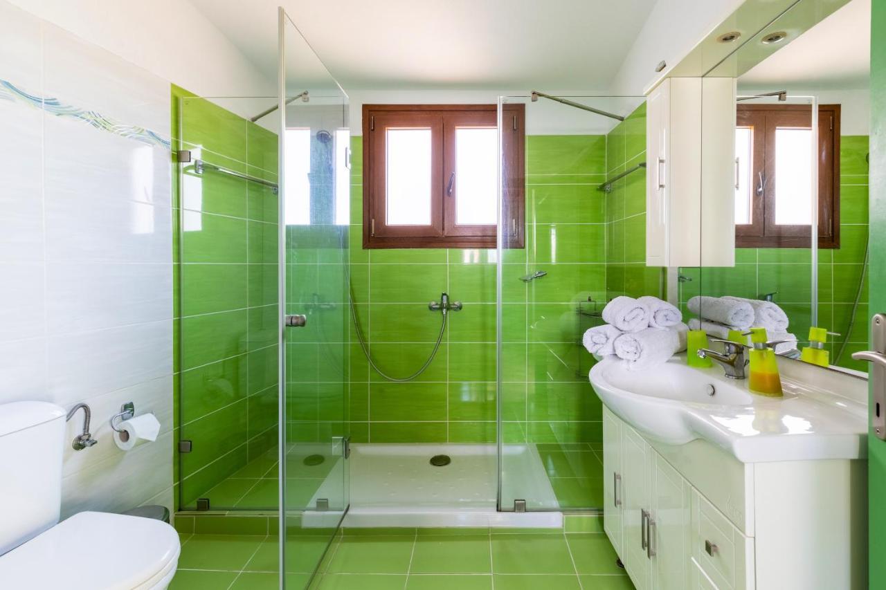 Villa Fotini Kalivi In Raches Panormos  Eksteriør billede