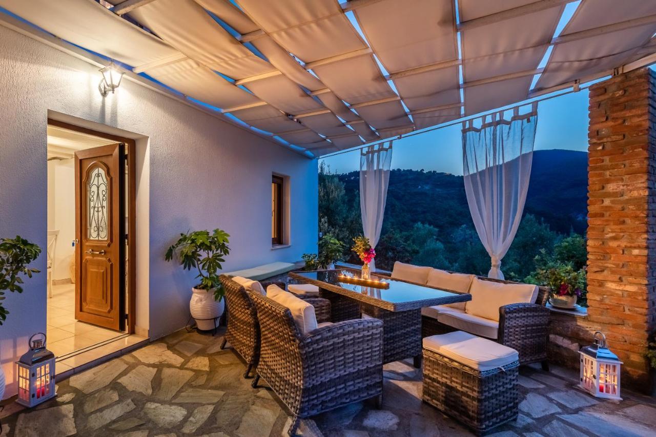 Villa Fotini Kalivi In Raches Panormos  Eksteriør billede